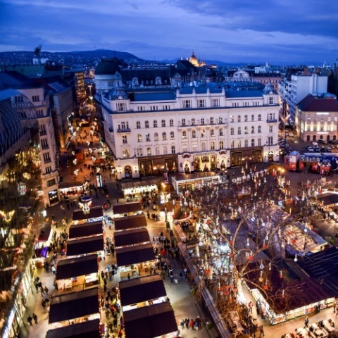 ADVENT BUDIMPEŠTA 2 dana KLASIK