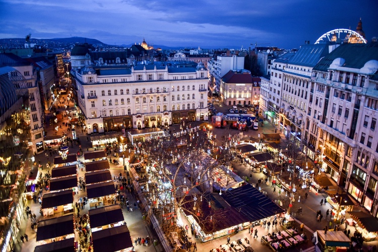 ADVENT BUDIMPEŠTA 2 dana KLASIK